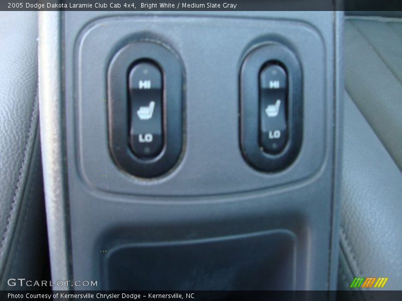 Bright White / Medium Slate Gray 2005 Dodge Dakota Laramie Club Cab 4x4