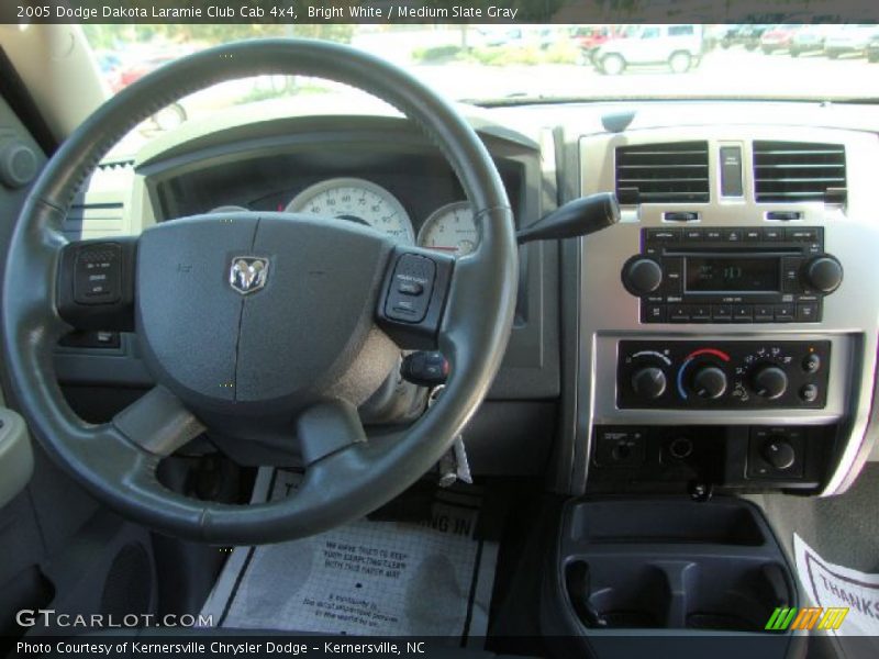 Bright White / Medium Slate Gray 2005 Dodge Dakota Laramie Club Cab 4x4