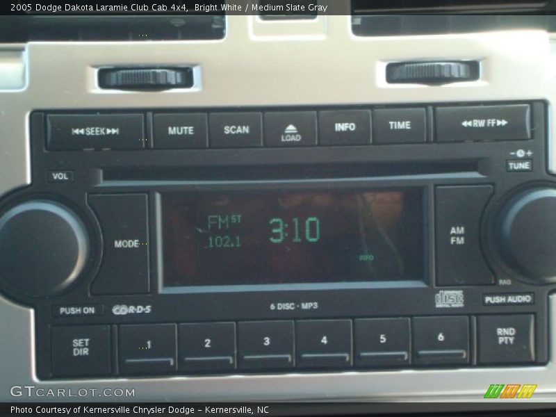 Bright White / Medium Slate Gray 2005 Dodge Dakota Laramie Club Cab 4x4