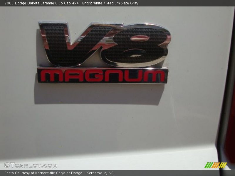Bright White / Medium Slate Gray 2005 Dodge Dakota Laramie Club Cab 4x4