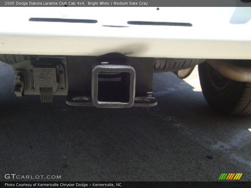 Bright White / Medium Slate Gray 2005 Dodge Dakota Laramie Club Cab 4x4