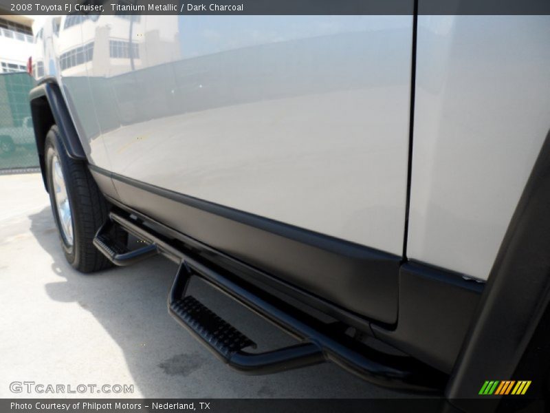 Titanium Metallic / Dark Charcoal 2008 Toyota FJ Cruiser