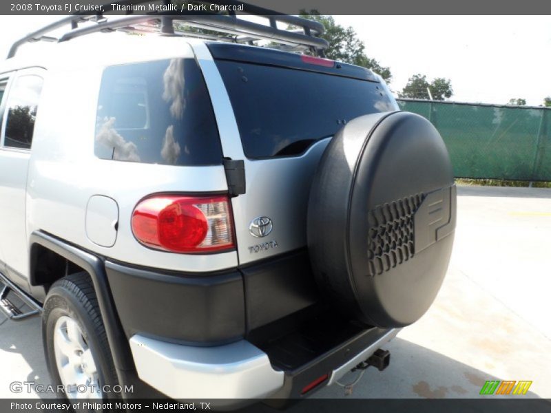 Titanium Metallic / Dark Charcoal 2008 Toyota FJ Cruiser