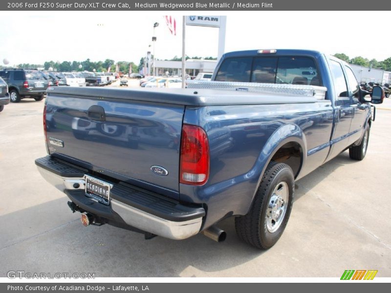 Medium Wedgewood Blue Metallic / Medium Flint 2006 Ford F250 Super Duty XLT Crew Cab