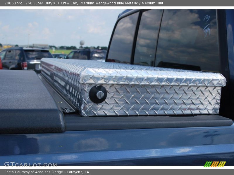 Medium Wedgewood Blue Metallic / Medium Flint 2006 Ford F250 Super Duty XLT Crew Cab