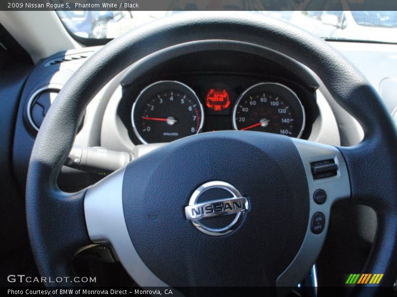 Phantom White / Black 2009 Nissan Rogue S