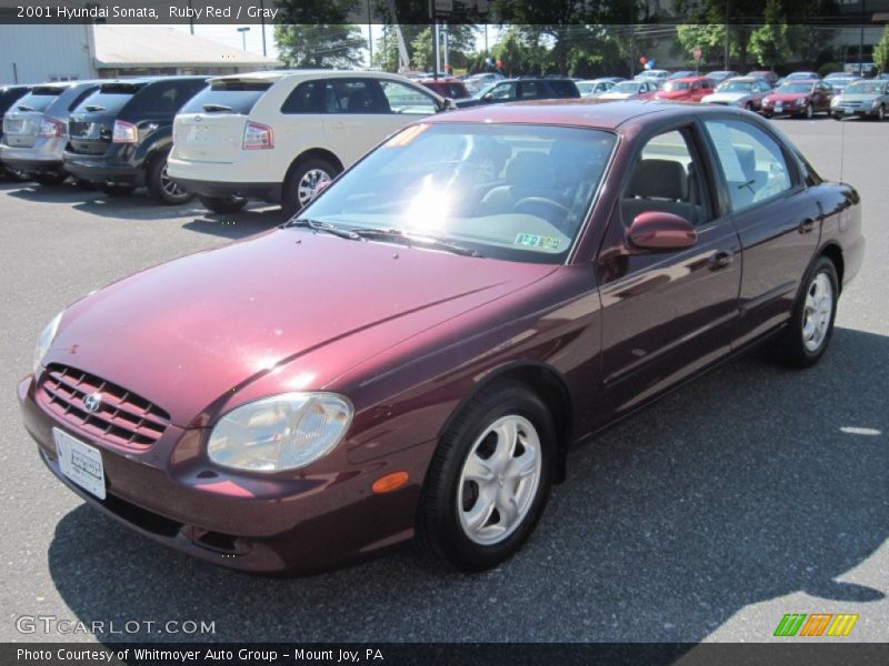 Ruby Red / Gray 2001 Hyundai Sonata