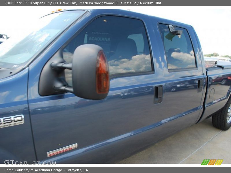 Medium Wedgewood Blue Metallic / Medium Flint 2006 Ford F250 Super Duty XLT Crew Cab