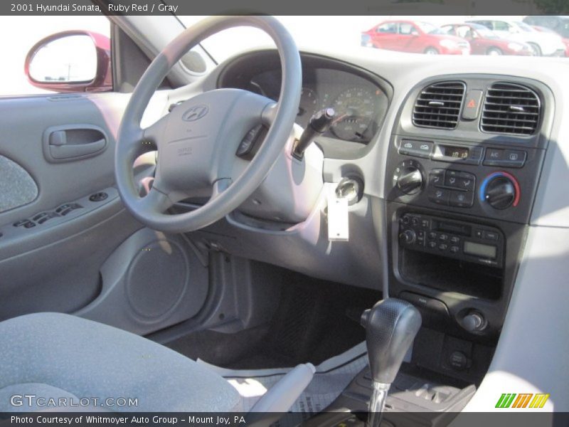 Ruby Red / Gray 2001 Hyundai Sonata