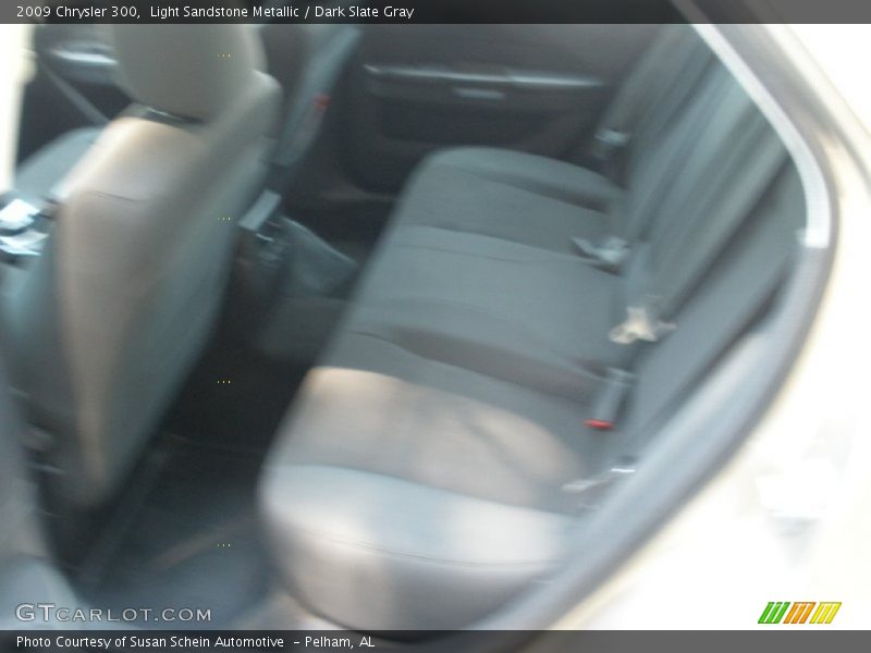 Light Sandstone Metallic / Dark Slate Gray 2009 Chrysler 300
