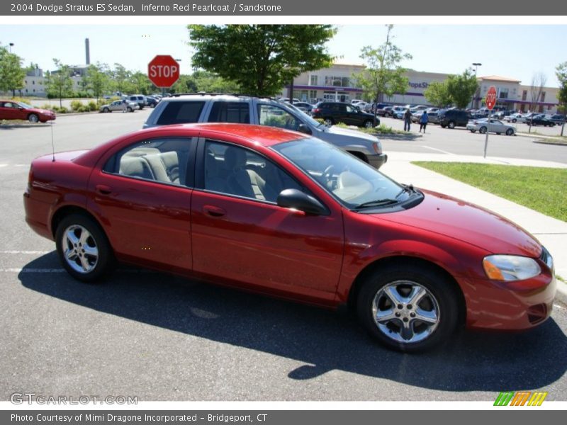 Inferno Red Pearlcoat / Sandstone 2004 Dodge Stratus ES Sedan