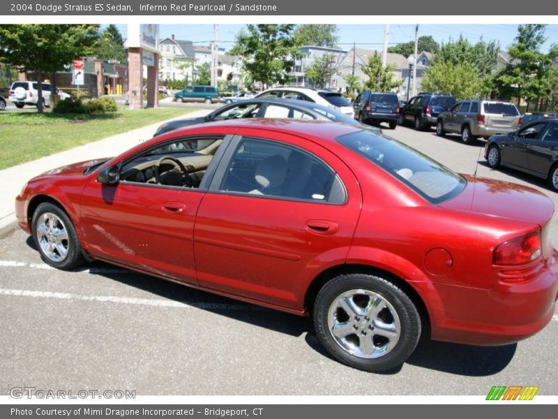 Inferno Red Pearlcoat / Sandstone 2004 Dodge Stratus ES Sedan