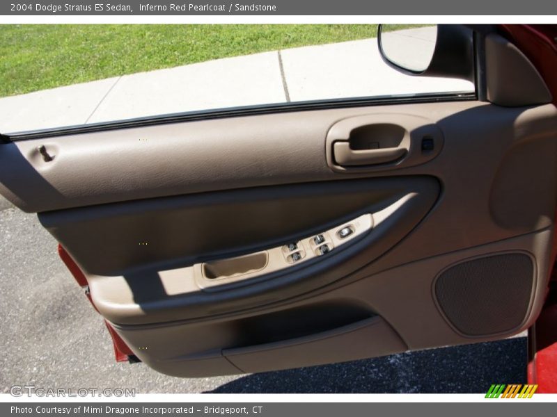 Inferno Red Pearlcoat / Sandstone 2004 Dodge Stratus ES Sedan