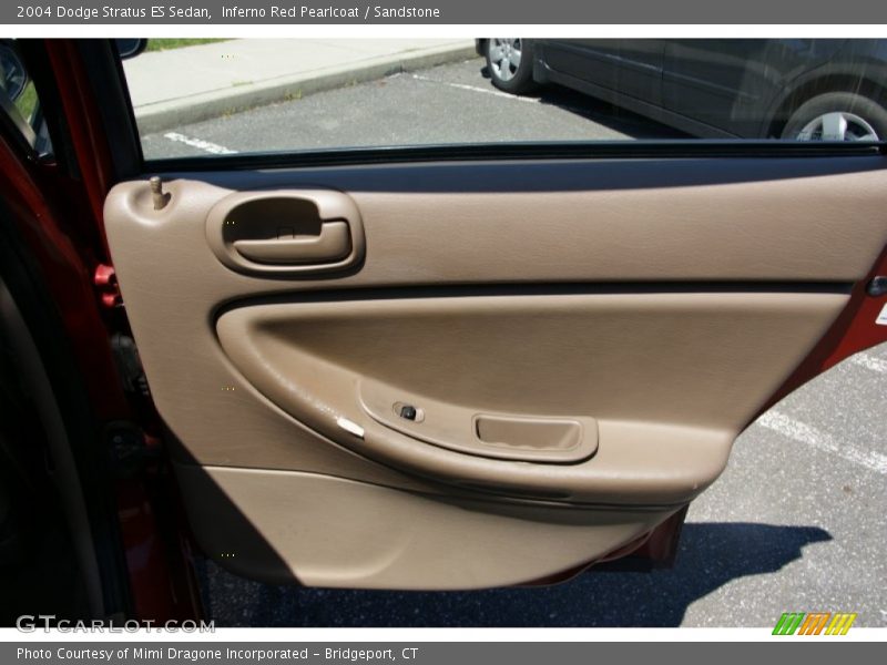 Inferno Red Pearlcoat / Sandstone 2004 Dodge Stratus ES Sedan