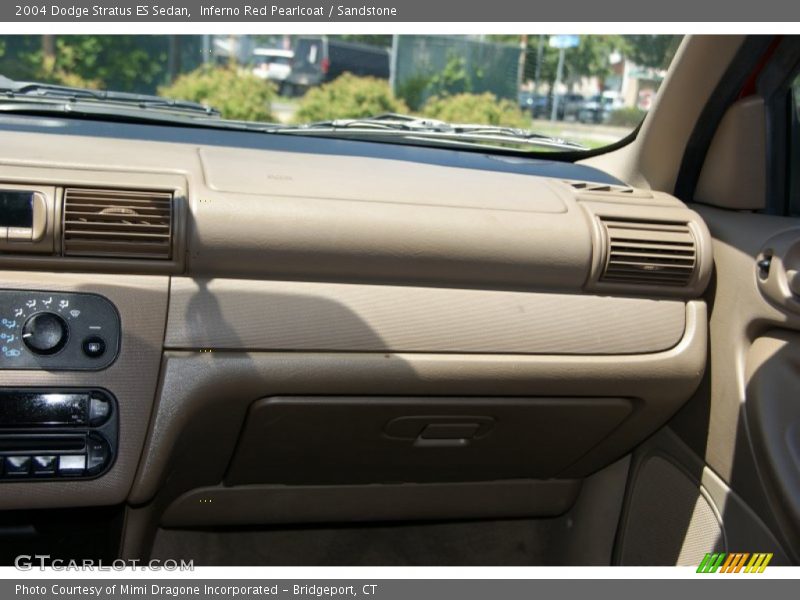 Inferno Red Pearlcoat / Sandstone 2004 Dodge Stratus ES Sedan
