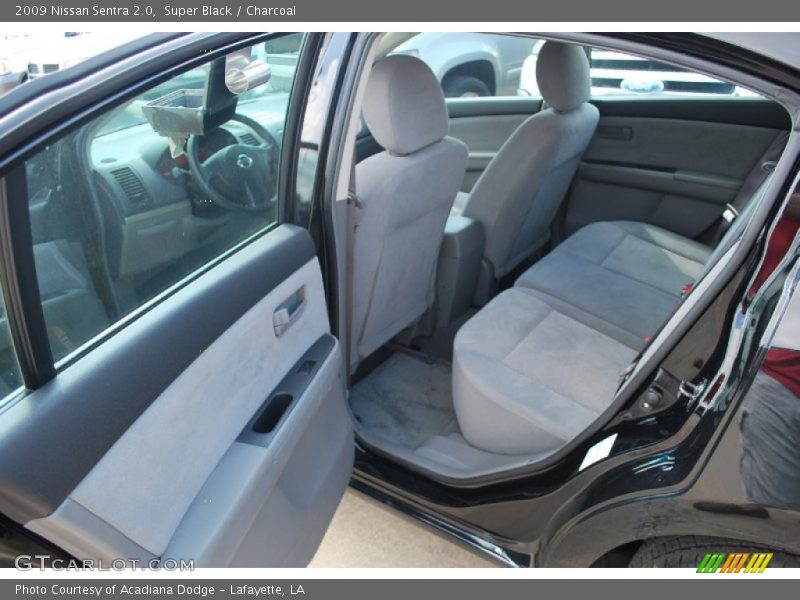 Super Black / Charcoal 2009 Nissan Sentra 2.0