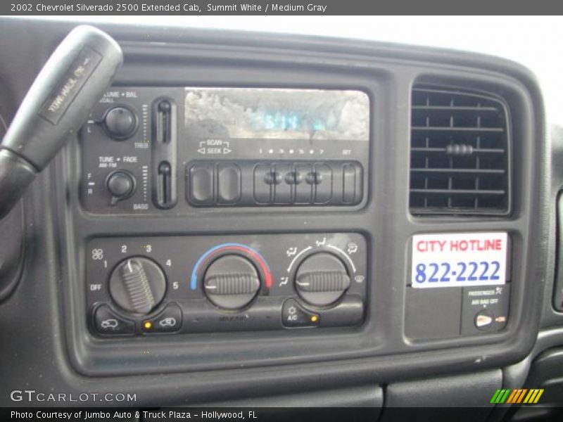 Summit White / Medium Gray 2002 Chevrolet Silverado 2500 Extended Cab