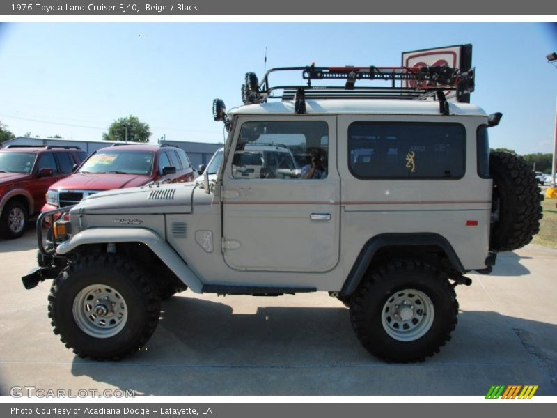  1976 Land Cruiser FJ40 Beige