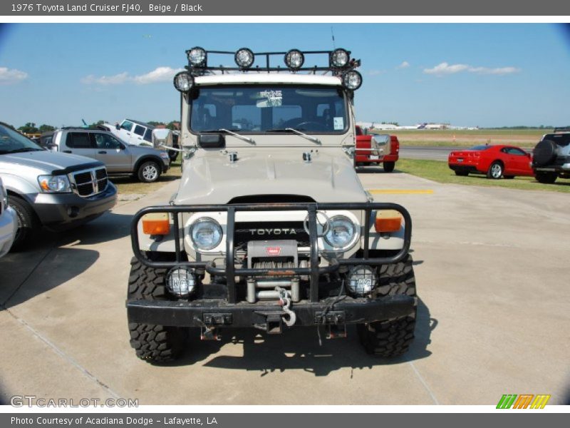  1976 Land Cruiser FJ40 Beige