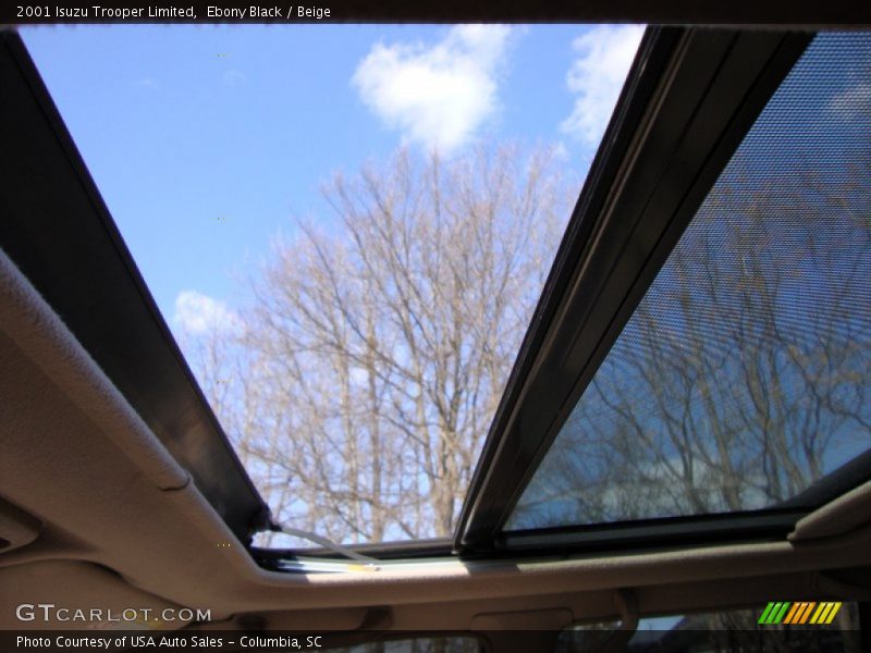 Ebony Black / Beige 2001 Isuzu Trooper Limited
