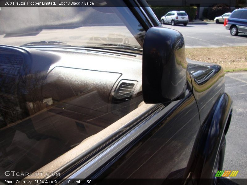 Ebony Black / Beige 2001 Isuzu Trooper Limited