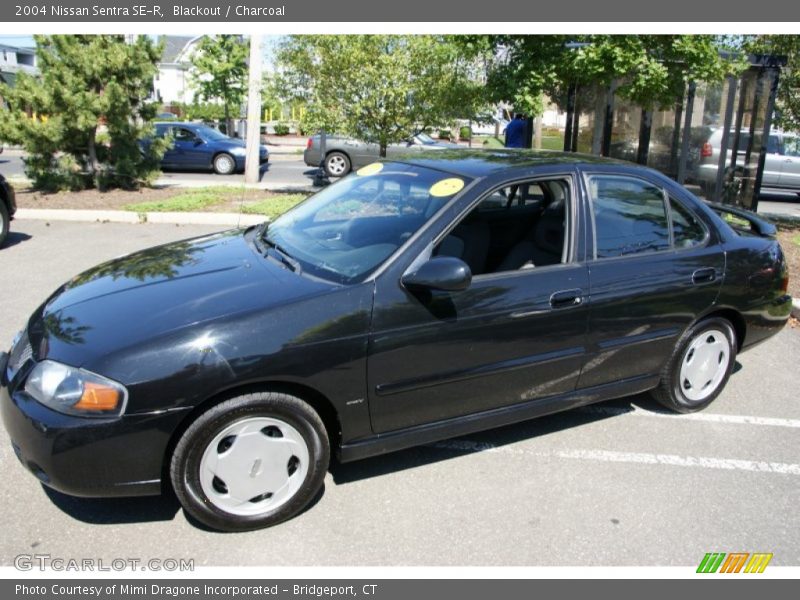 Blackout / Charcoal 2004 Nissan Sentra SE-R