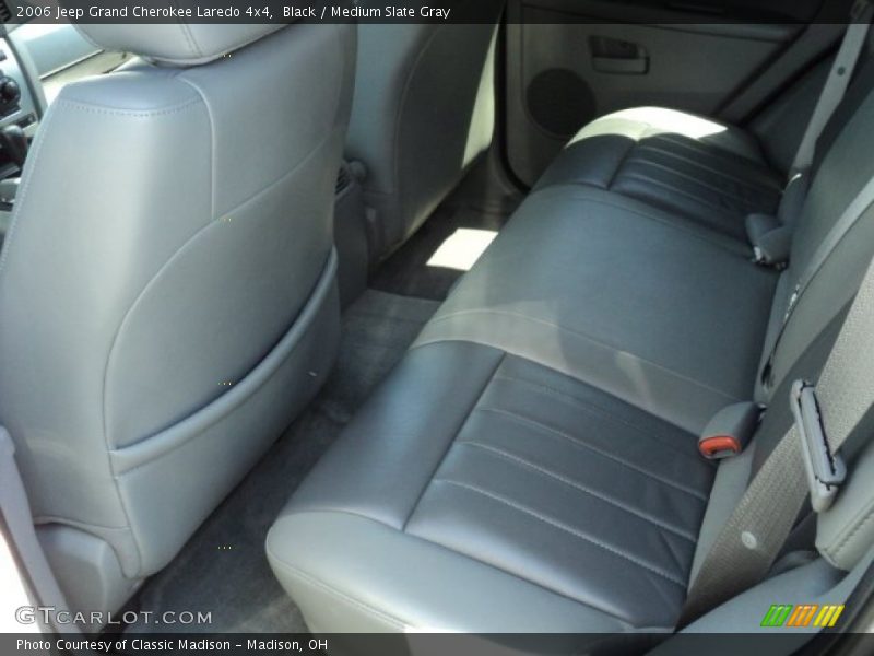 Black / Medium Slate Gray 2006 Jeep Grand Cherokee Laredo 4x4