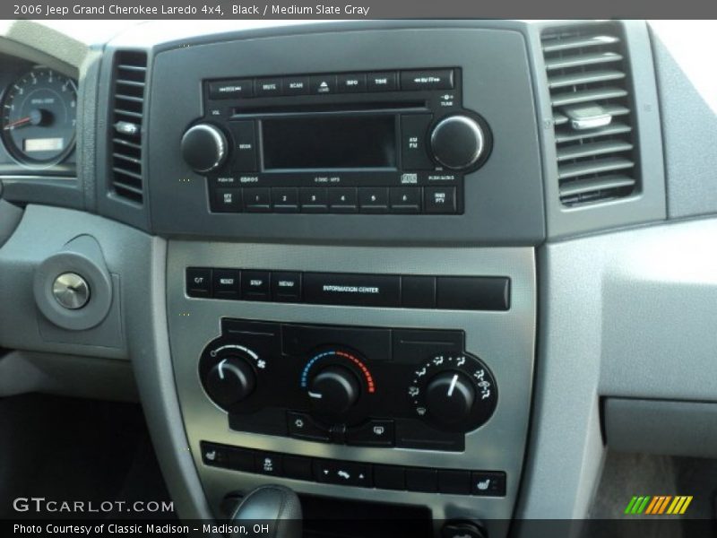 Black / Medium Slate Gray 2006 Jeep Grand Cherokee Laredo 4x4