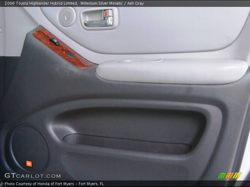 Millenium Silver Metallic / Ash Gray 2006 Toyota Highlander Hybrid Limited