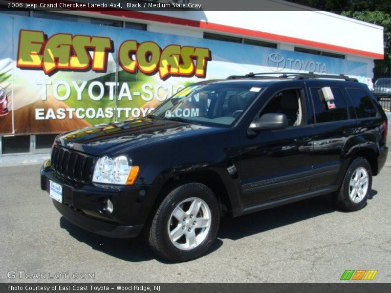 Black / Medium Slate Gray 2006 Jeep Grand Cherokee Laredo 4x4