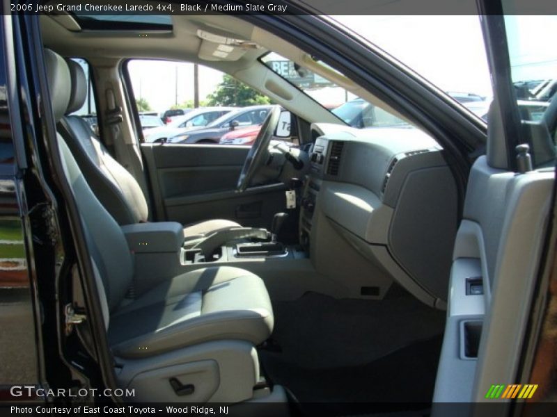 Black / Medium Slate Gray 2006 Jeep Grand Cherokee Laredo 4x4