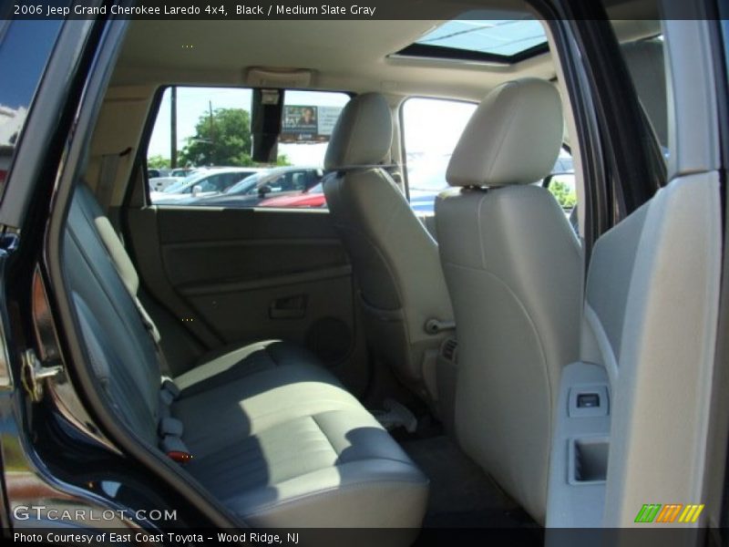 Black / Medium Slate Gray 2006 Jeep Grand Cherokee Laredo 4x4