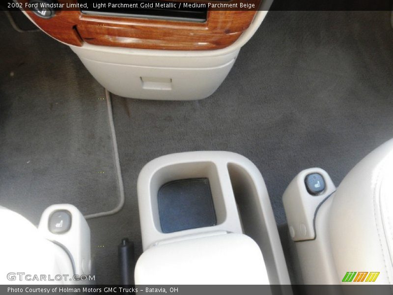 Light Parchment Gold Metallic / Medium Parchment Beige 2002 Ford Windstar Limited