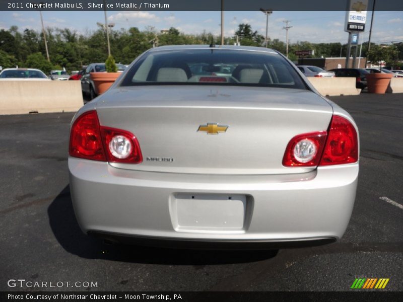 Silver Ice Metallic / Titanium 2011 Chevrolet Malibu LS