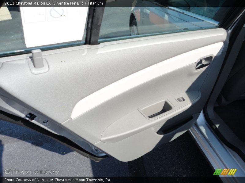 Silver Ice Metallic / Titanium 2011 Chevrolet Malibu LS