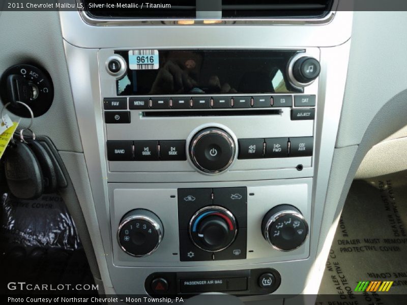 Silver Ice Metallic / Titanium 2011 Chevrolet Malibu LS