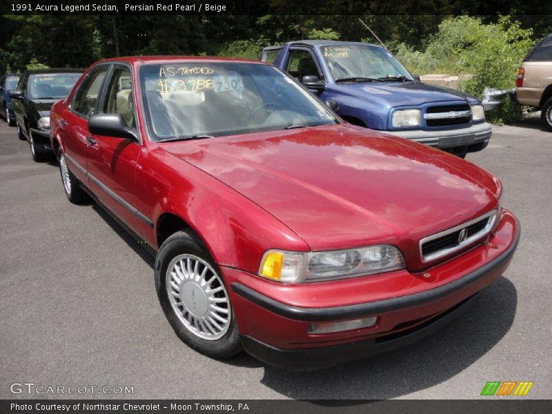 Front 3/4 View of 1991 Legend Sedan