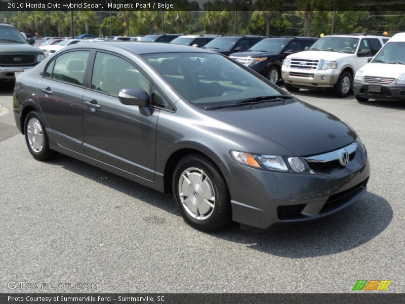 Front 3/4 View of 2010 Civic Hybrid Sedan