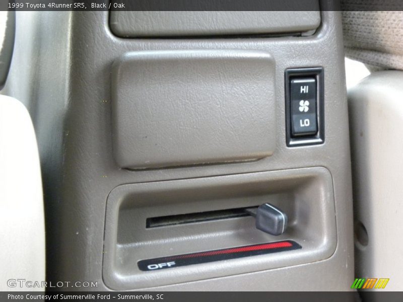 Black / Oak 1999 Toyota 4Runner SR5