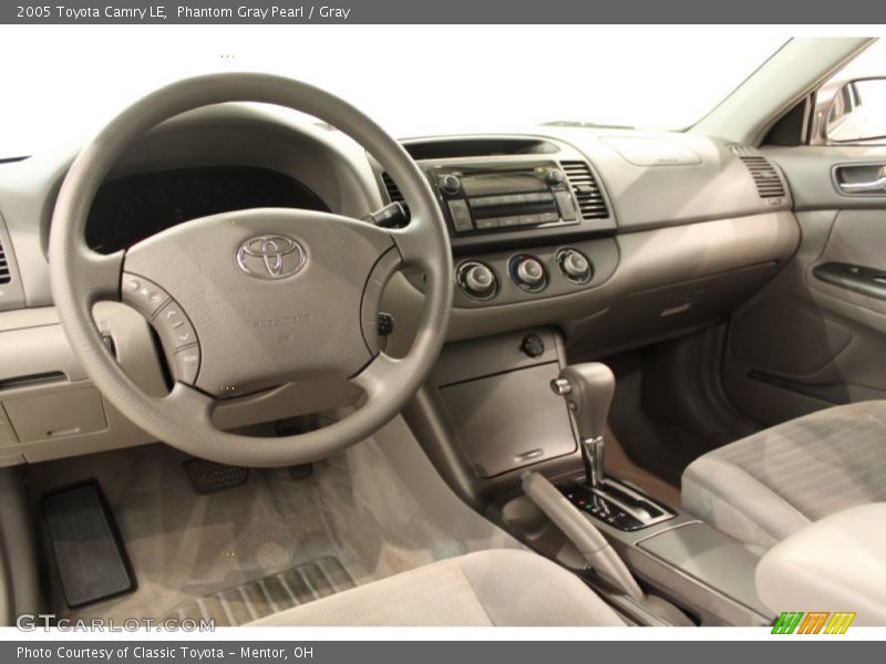 Phantom Gray Pearl / Gray 2005 Toyota Camry LE
