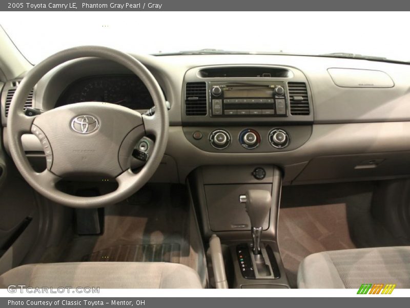 Phantom Gray Pearl / Gray 2005 Toyota Camry LE