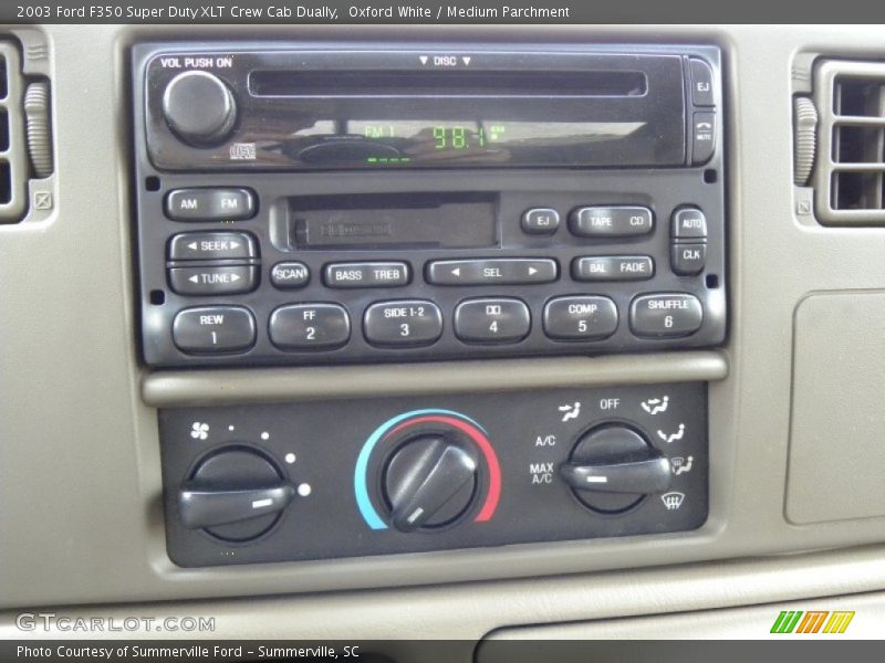 Controls of 2003 F350 Super Duty XLT Crew Cab Dually