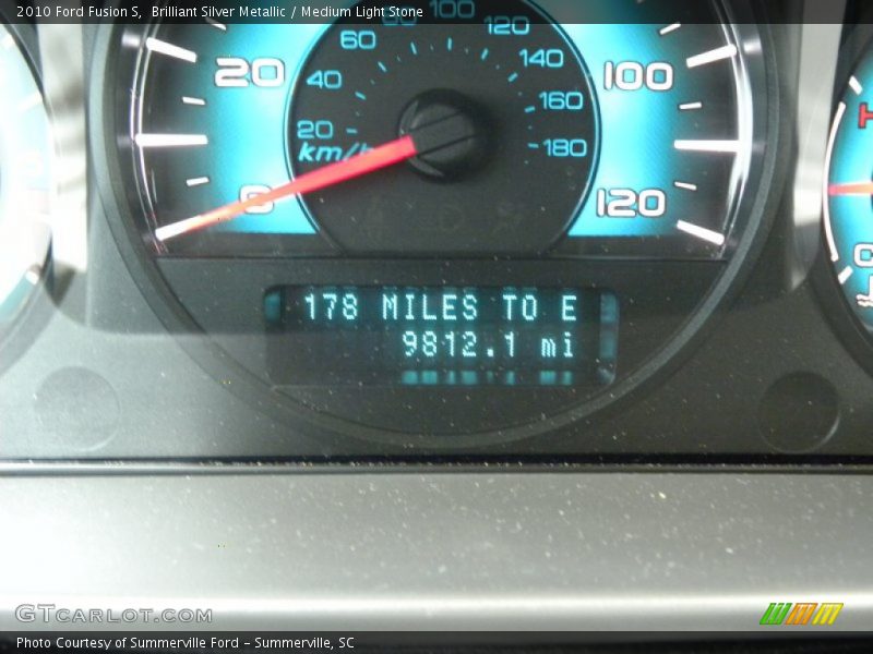 Brilliant Silver Metallic / Medium Light Stone 2010 Ford Fusion S