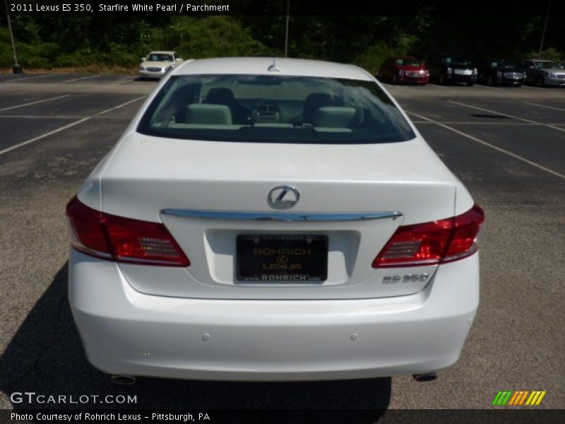 Starfire White Pearl / Parchment 2011 Lexus ES 350