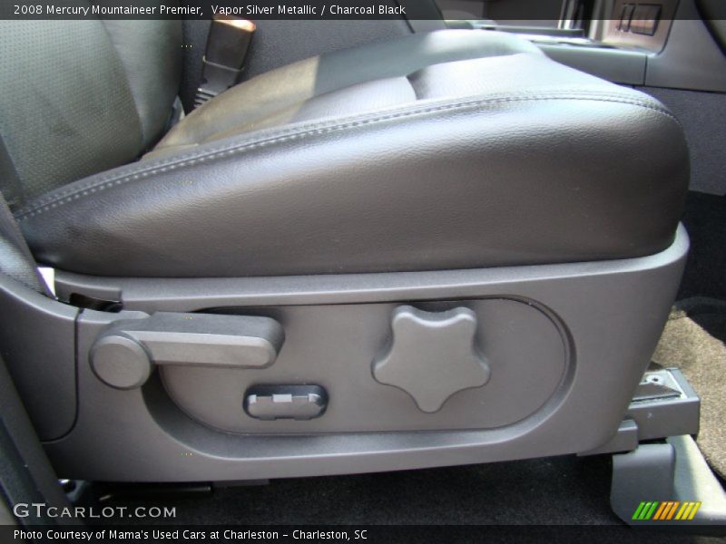 Vapor Silver Metallic / Charcoal Black 2008 Mercury Mountaineer Premier