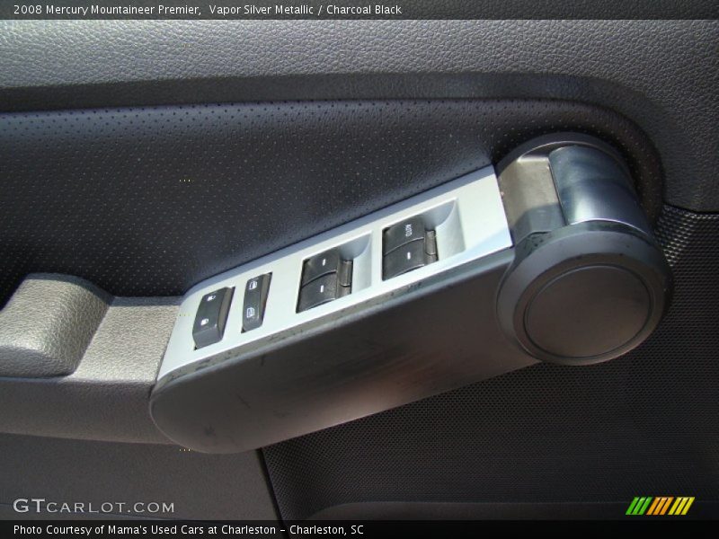 Vapor Silver Metallic / Charcoal Black 2008 Mercury Mountaineer Premier