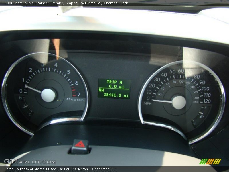 Vapor Silver Metallic / Charcoal Black 2008 Mercury Mountaineer Premier