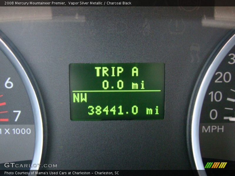 Vapor Silver Metallic / Charcoal Black 2008 Mercury Mountaineer Premier