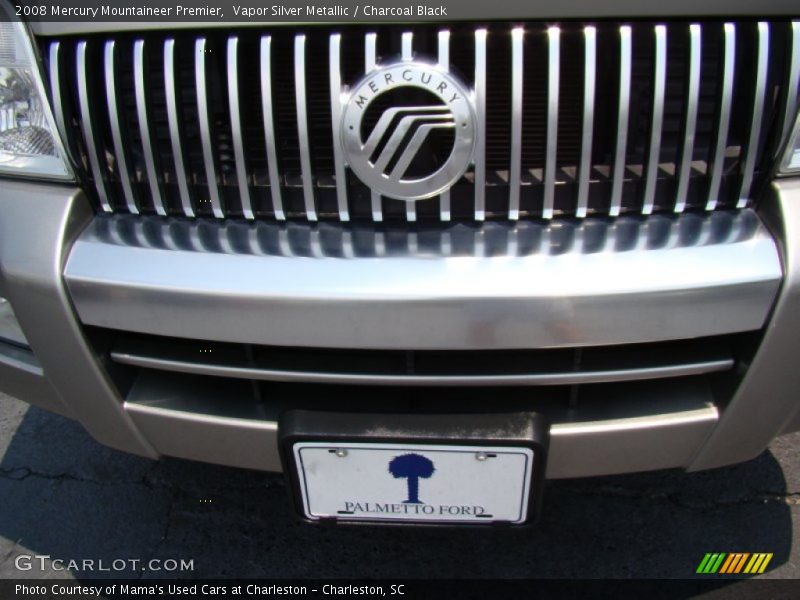 Vapor Silver Metallic / Charcoal Black 2008 Mercury Mountaineer Premier