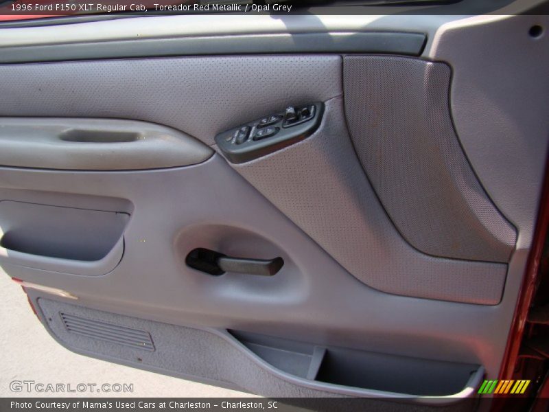 Door Panel of 1996 F150 XLT Regular Cab